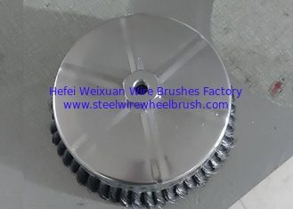 China Safety Supporting New Style 150mm Knotted Cup Brush for Cleaning Metal Surface supplier